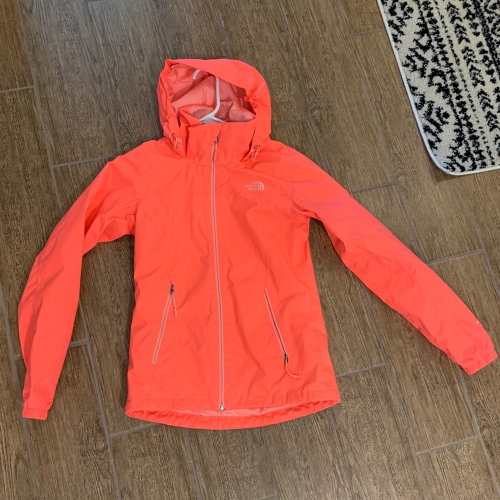 Women’s XS North Face rain/wind lightweight jacket